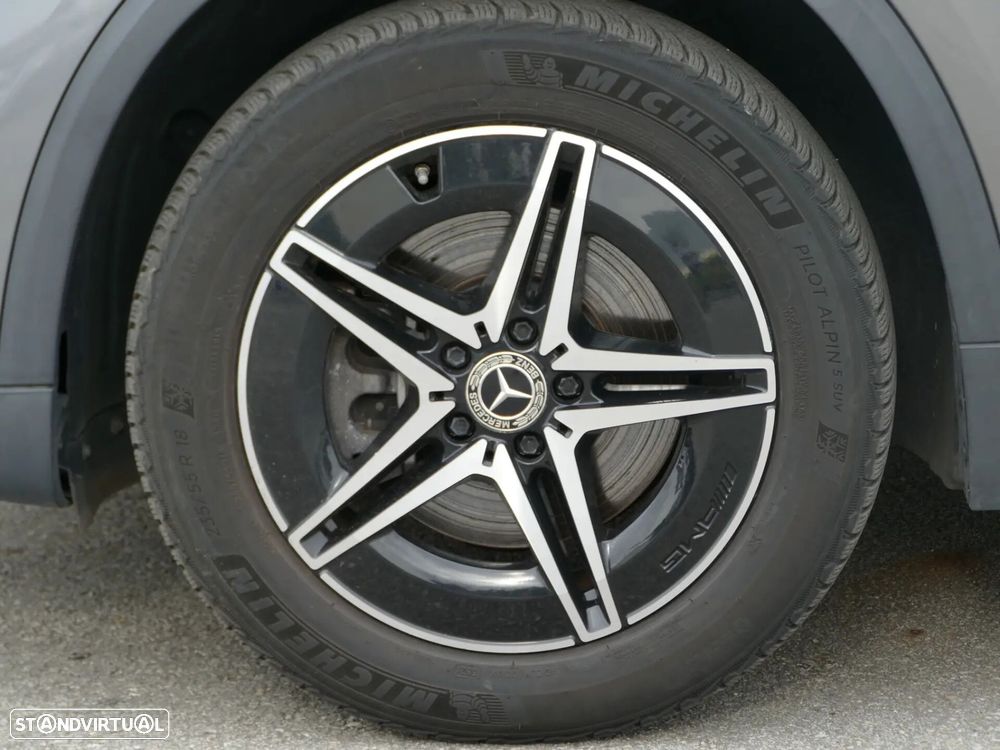 Mercedes-Benz EQA 250 AMG Line - 8