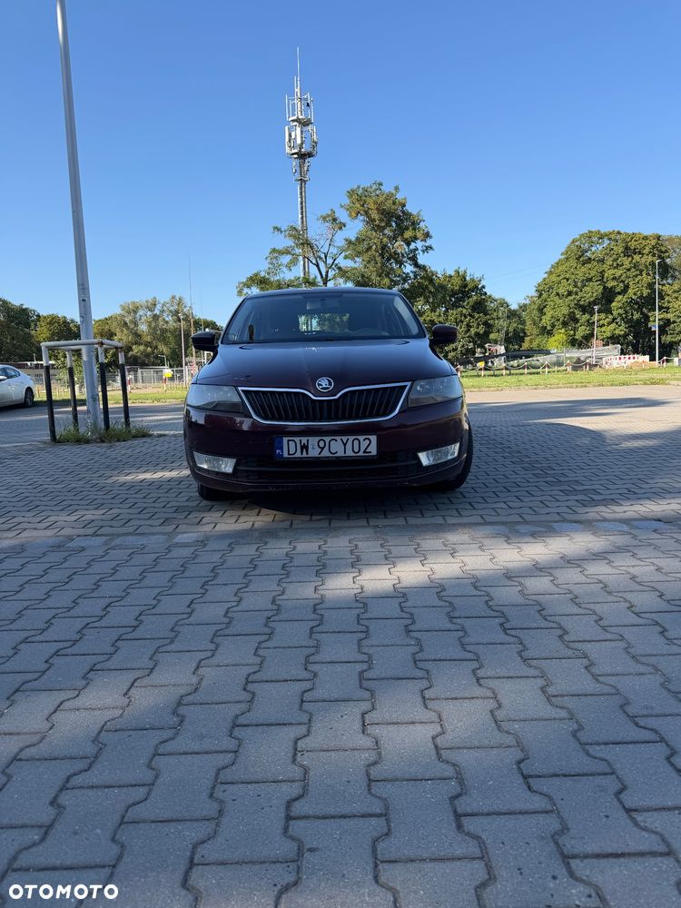 Skoda RAPID 1.6 TDI DPF Edition - 3