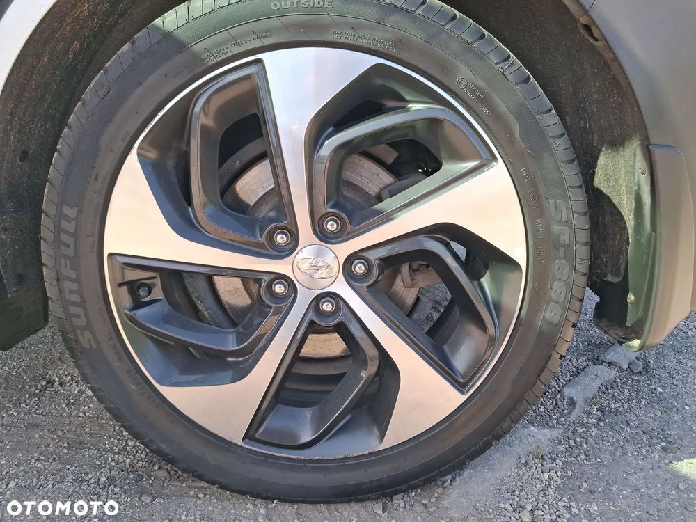 Hyundai Tucson 1.7 CRDI BlueDrive Style 2WD DCT - 26