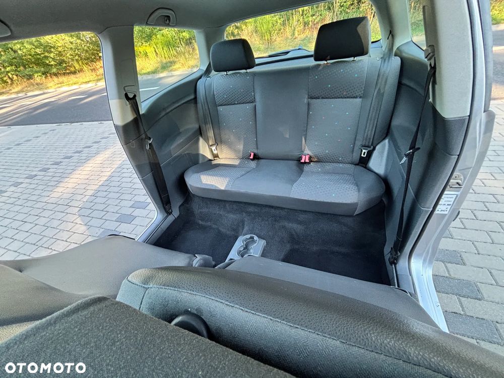 Volkswagen Polo 1.2 Comfortline - 25