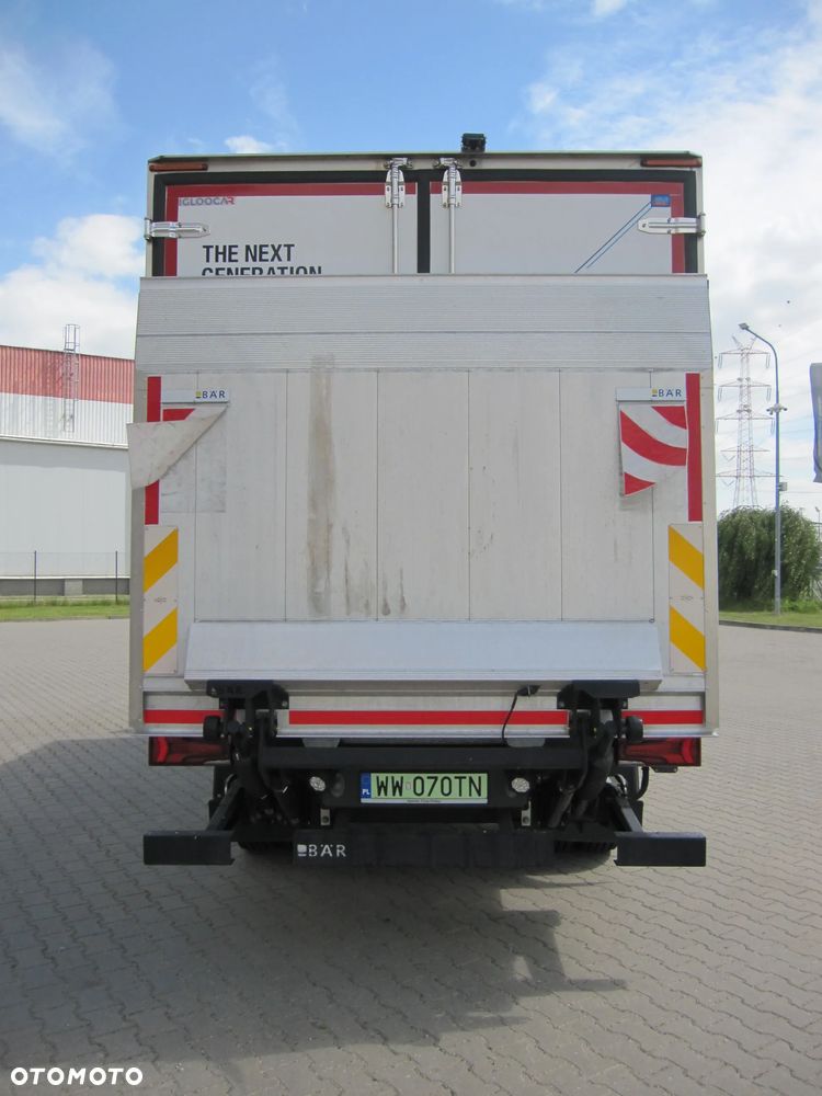 Mitsubishi eCanter 9C18 - 5