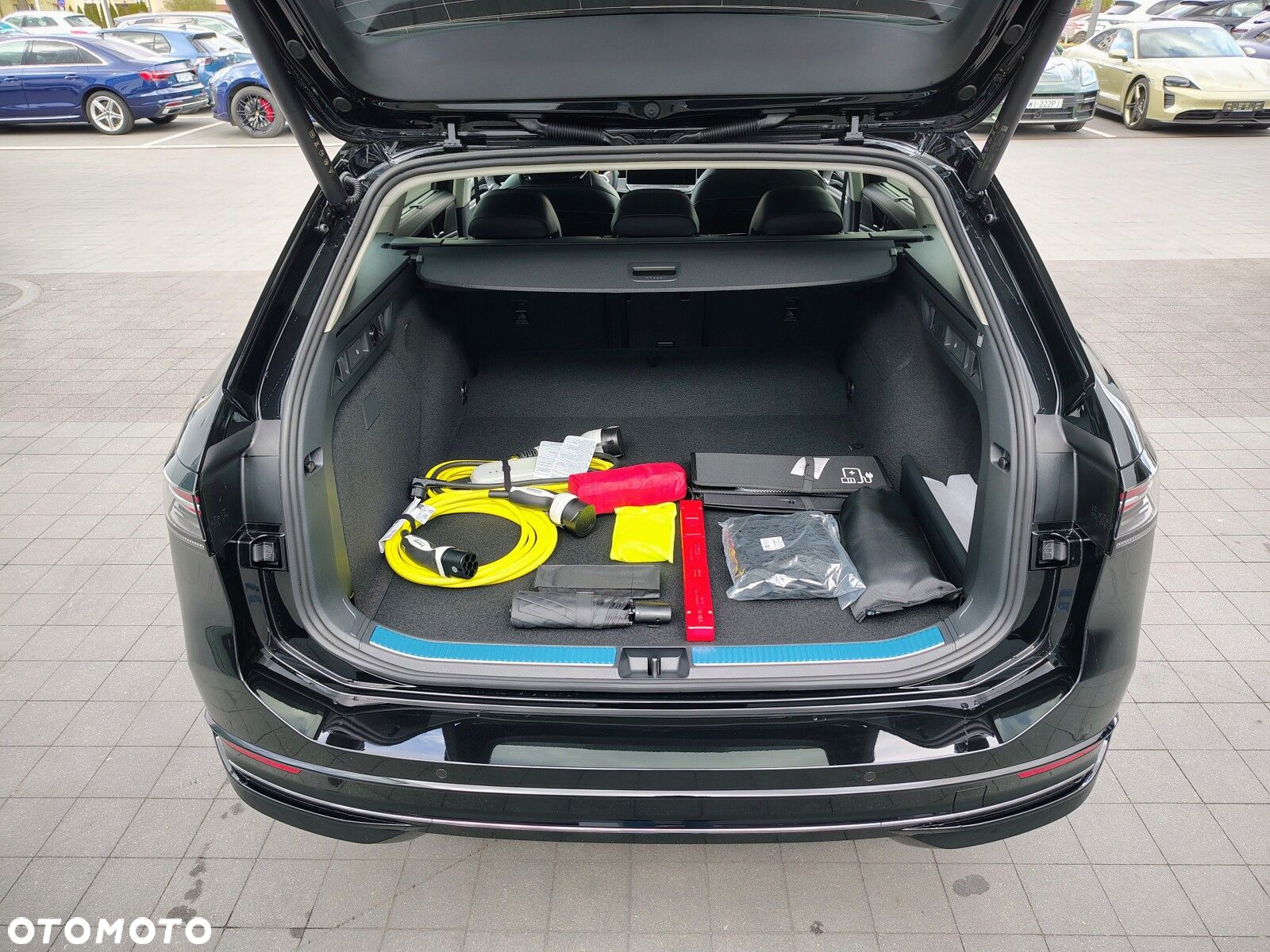 Volkswagen Passat - 8