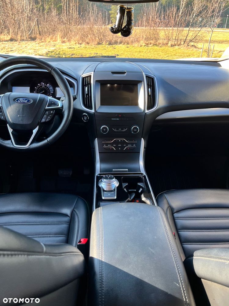 Ford Edge - 21