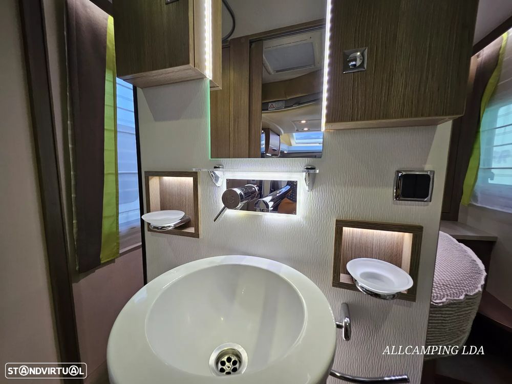 Chausson Welcome Cama central+Basculante Caixa Automática - 37
