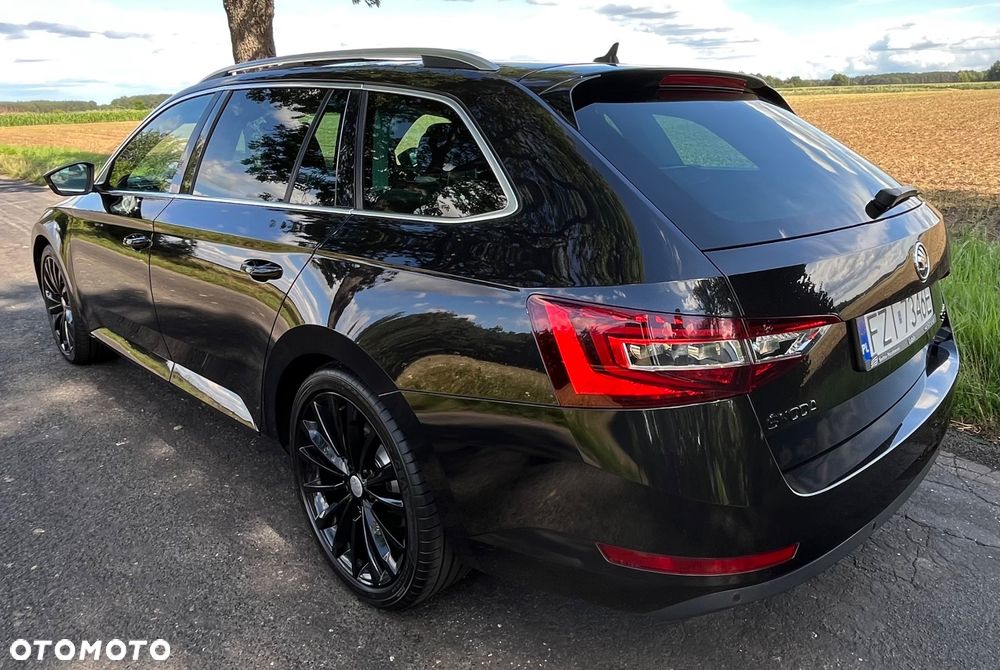Skoda Superb 2.0 TDI DSG Premium Edition - 8