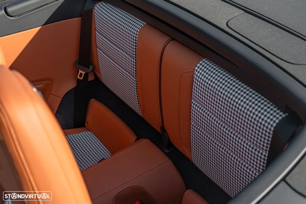 Porsche 911 (992) Turbo S Cabriolet - 29