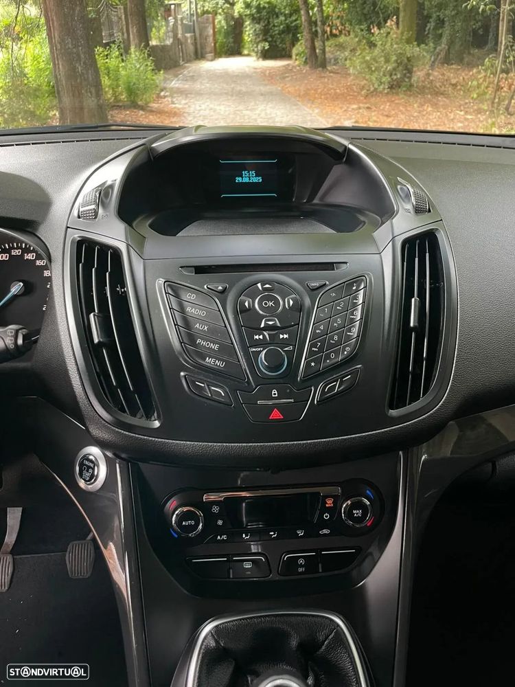 Ford Kuga - 20