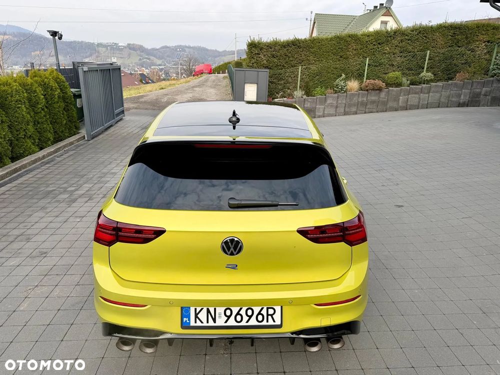 Volkswagen Golf - 16