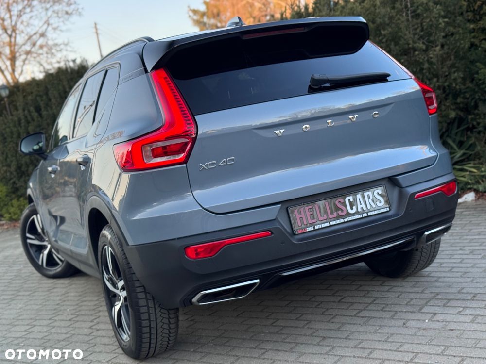 Volvo XC 40 D3 SCR R-Design - 4