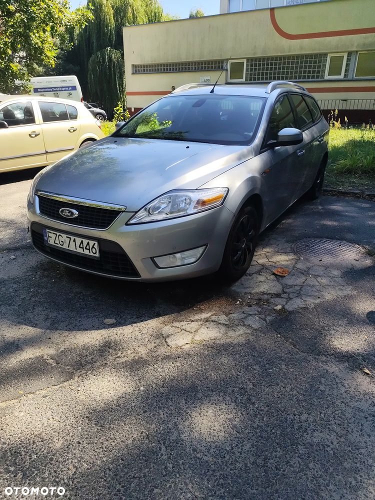 Ford Mondeo 2.0 Ghia - 1