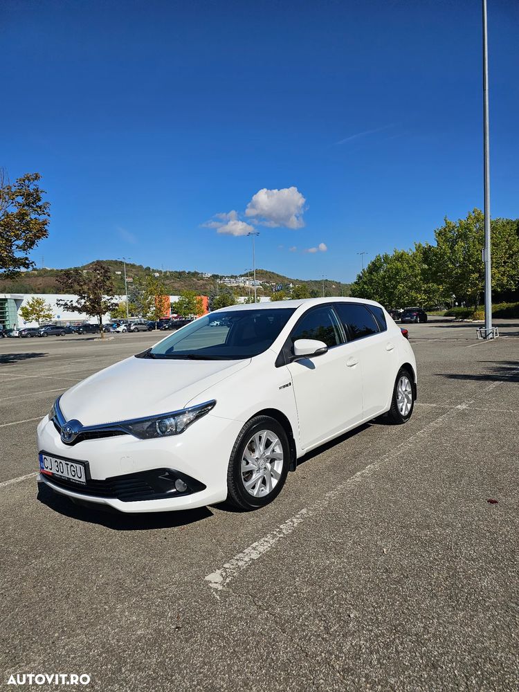 Toyota Auris - 1