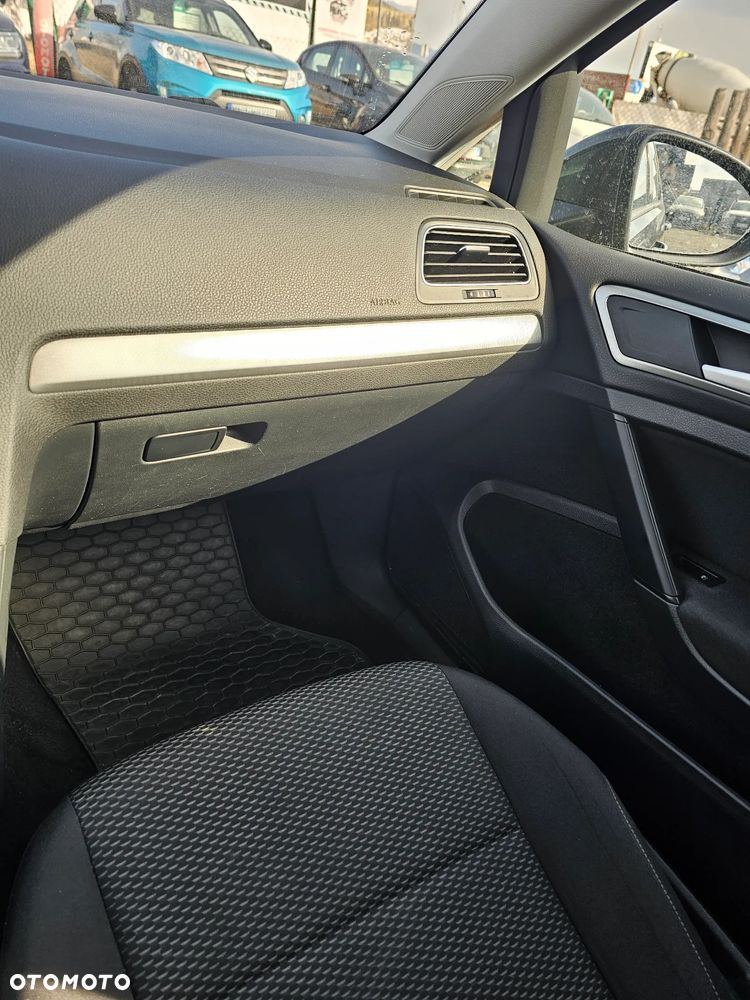 Volkswagen Golf 1.0 TSI Comfortline - 19