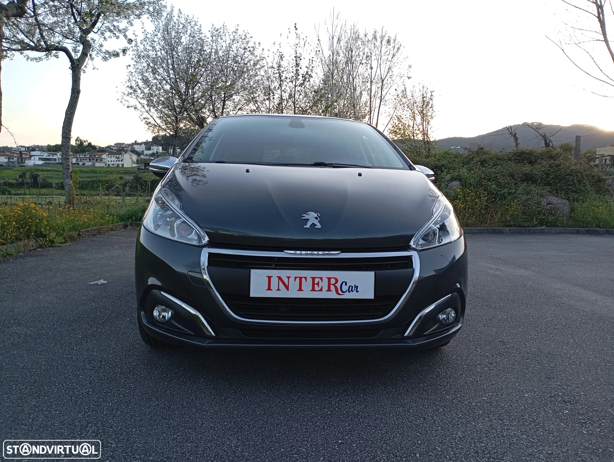 Peugeot 208 1.2 PureTech Style - 10