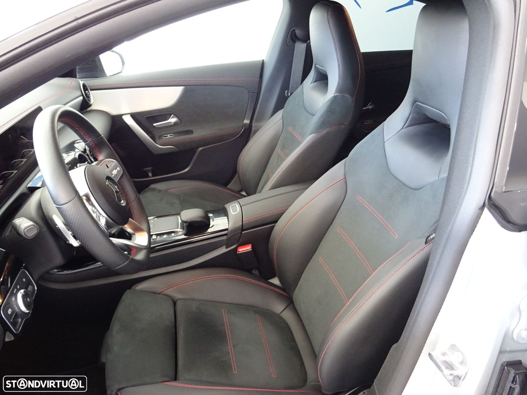 Mercedes-Benz CLA 250 e AMG Line - 8