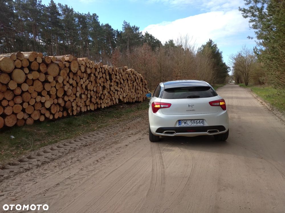 Citroën DS5 2.0 HDi Hybrid4 SoChic MCP - 6