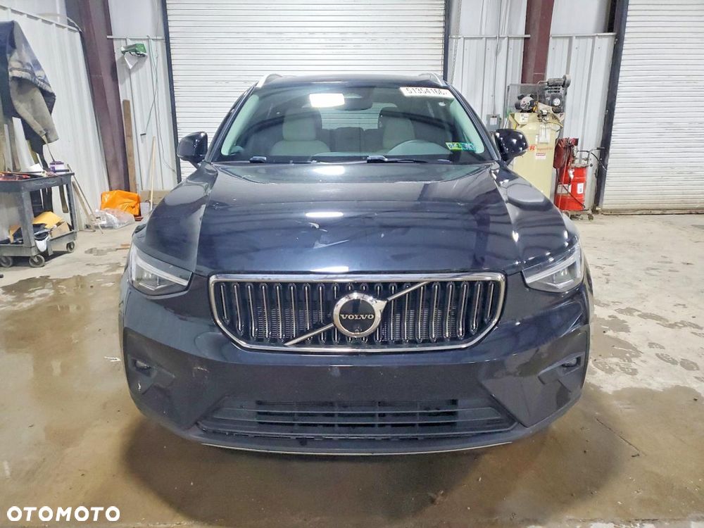 Volvo XC 40 B5 B AWD Geartronic Inscription - 5