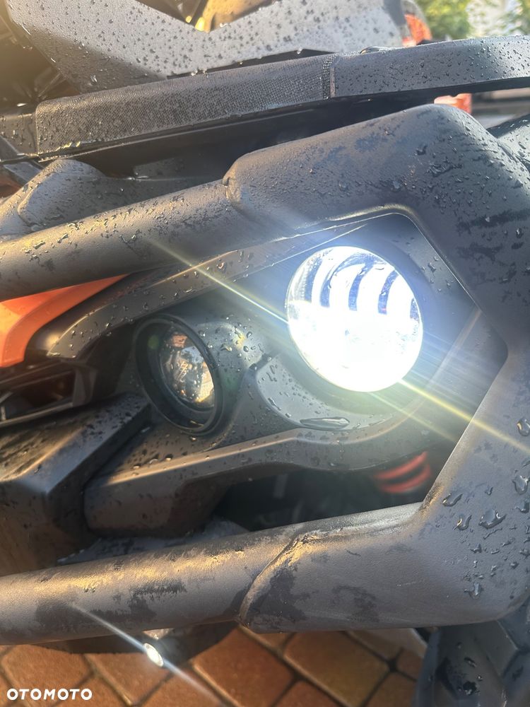 Can-Am Outlander Max - 1