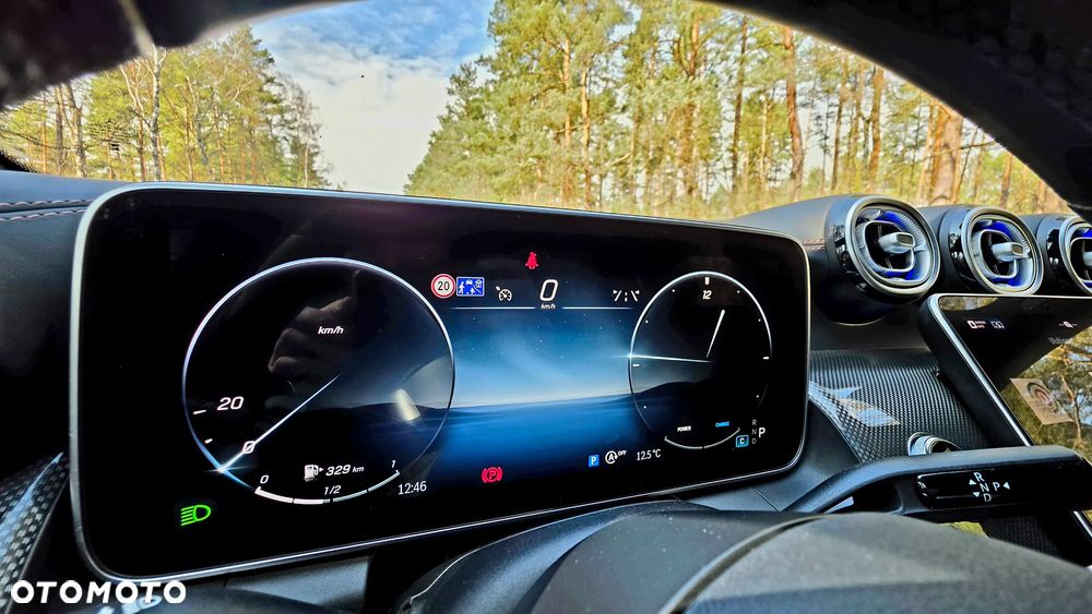 Mercedes-Benz GLC - 39