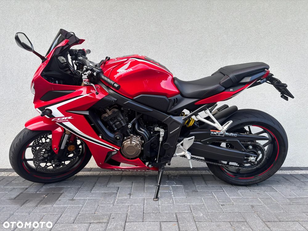 Honda CBR - 1