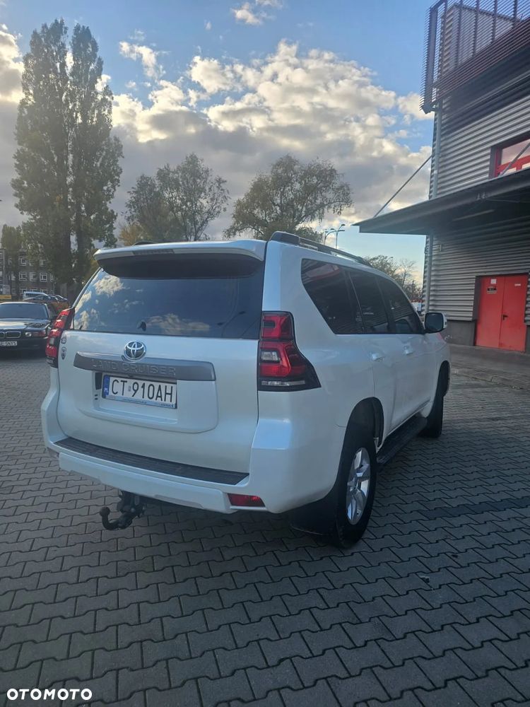 Toyota Land Cruiser LC 2.8 D-4D Prado - 4