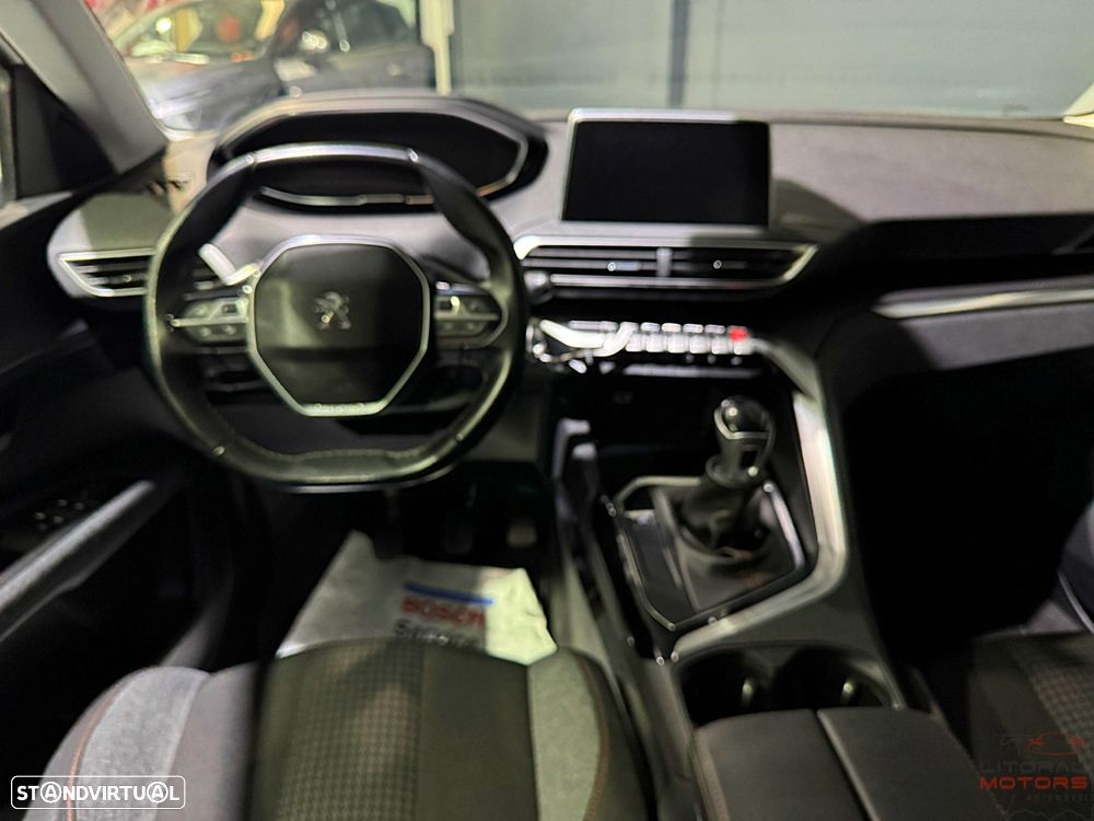 Peugeot 3008 1.5 BlueHDi Allure - 19