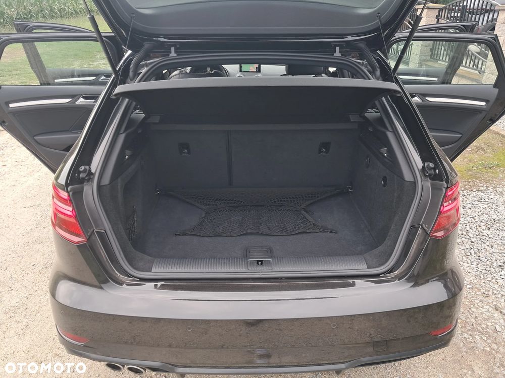 Audi A3 Sportback 2.0 TDI S line Sportpaket - 34