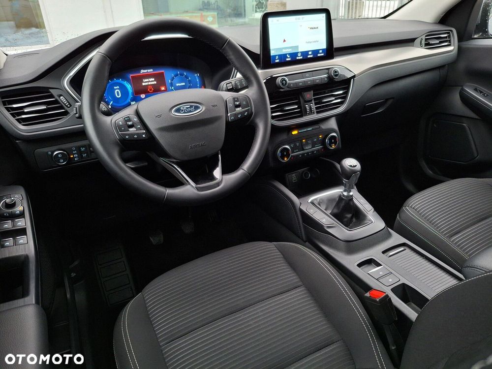 Ford Kuga - 17
