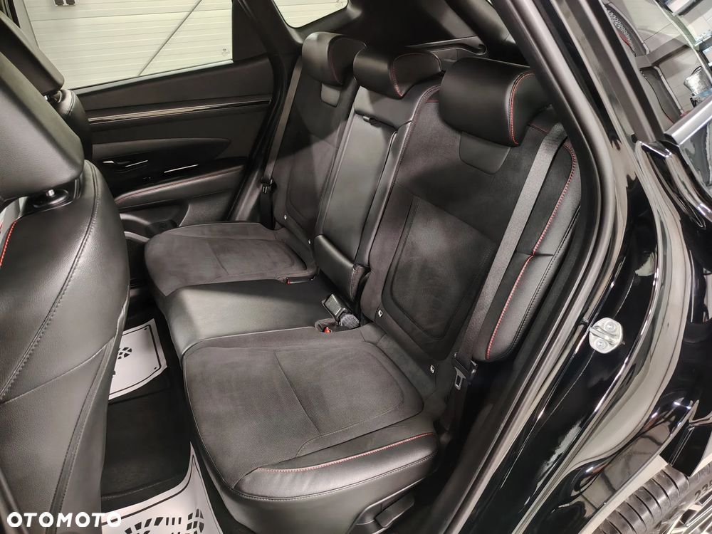 Hyundai Tucson 1.6 T-GDi HEV 2WD N Line - 27