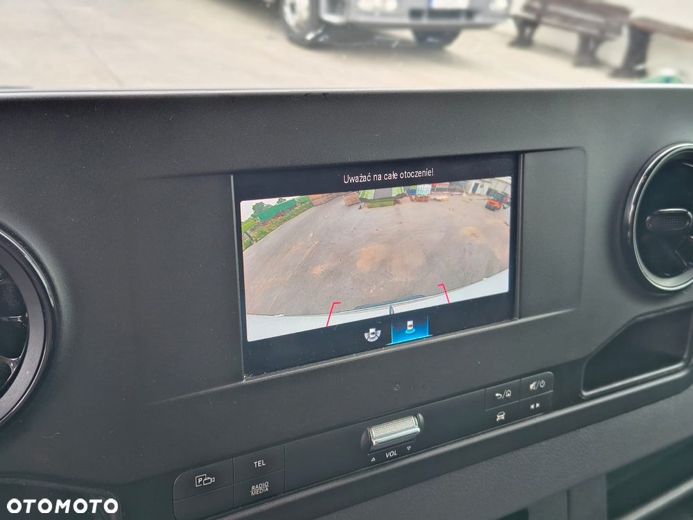 Mercedes-Benz Sprinter - 7