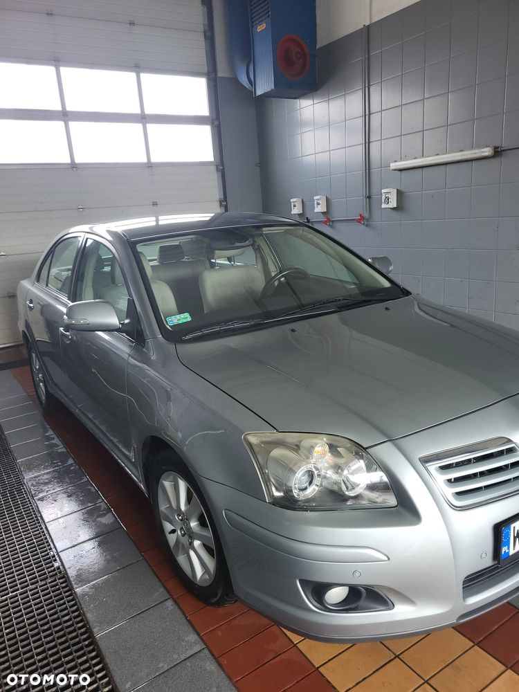 Toyota Avensis 2.0 D-4D Luna - 3