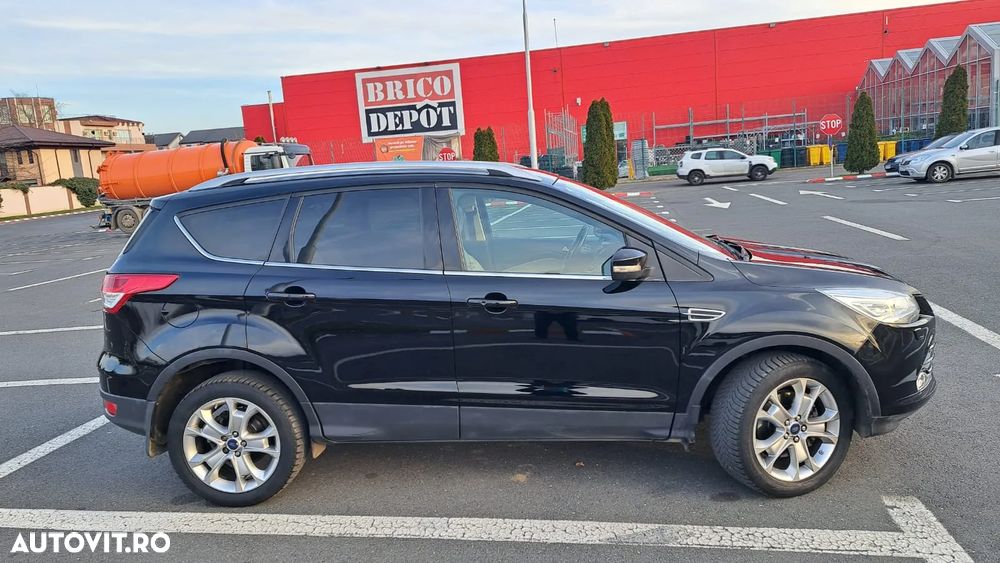 Ford Kuga 2.0 TDCi Powershift 4WD Titanium - 1