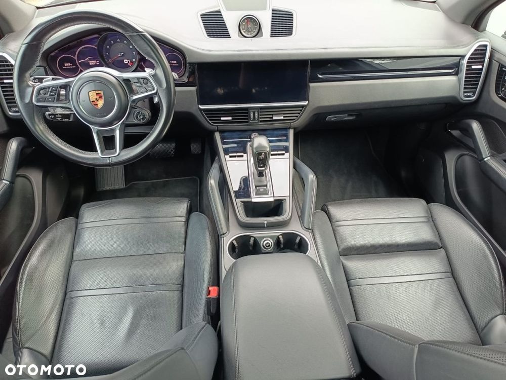 Porsche Cayenne Standard - 8