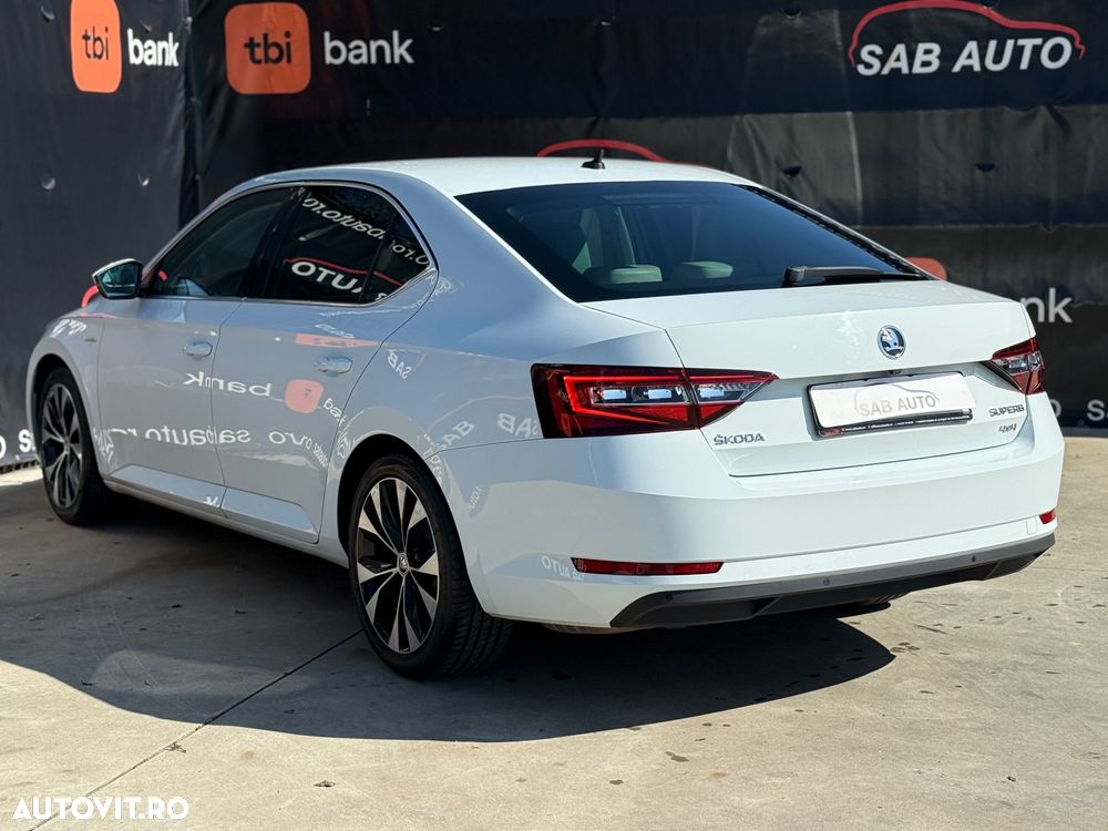 Skoda Superb 2.0 TDI 4X4 DSG Laurin & Klement - 27
