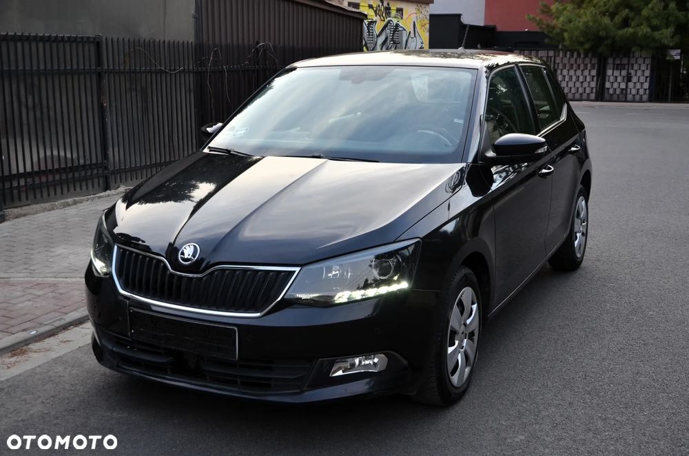 Skoda Fabia 1.0 TSI DSG Style - 2