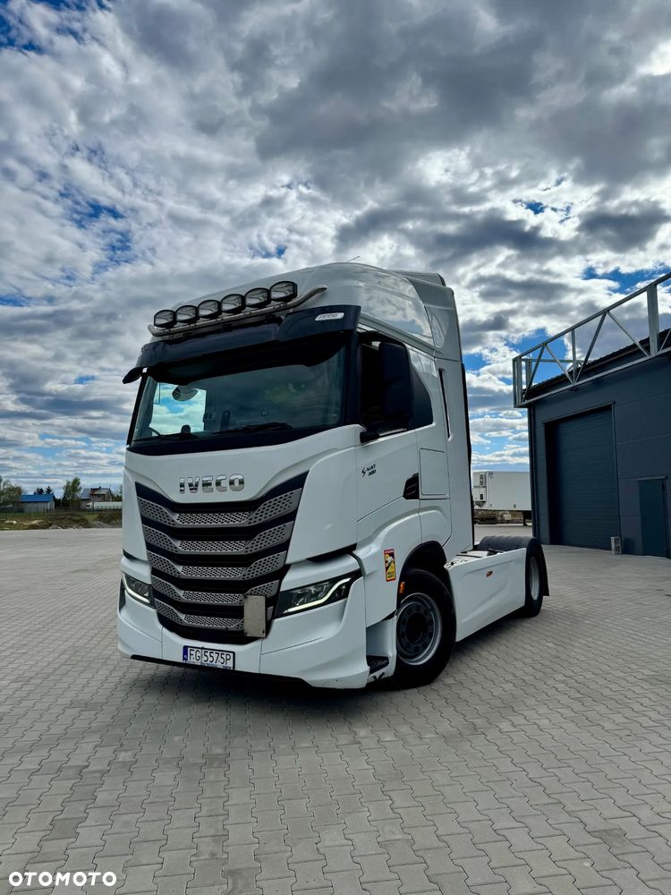 Iveco S-Way - 6