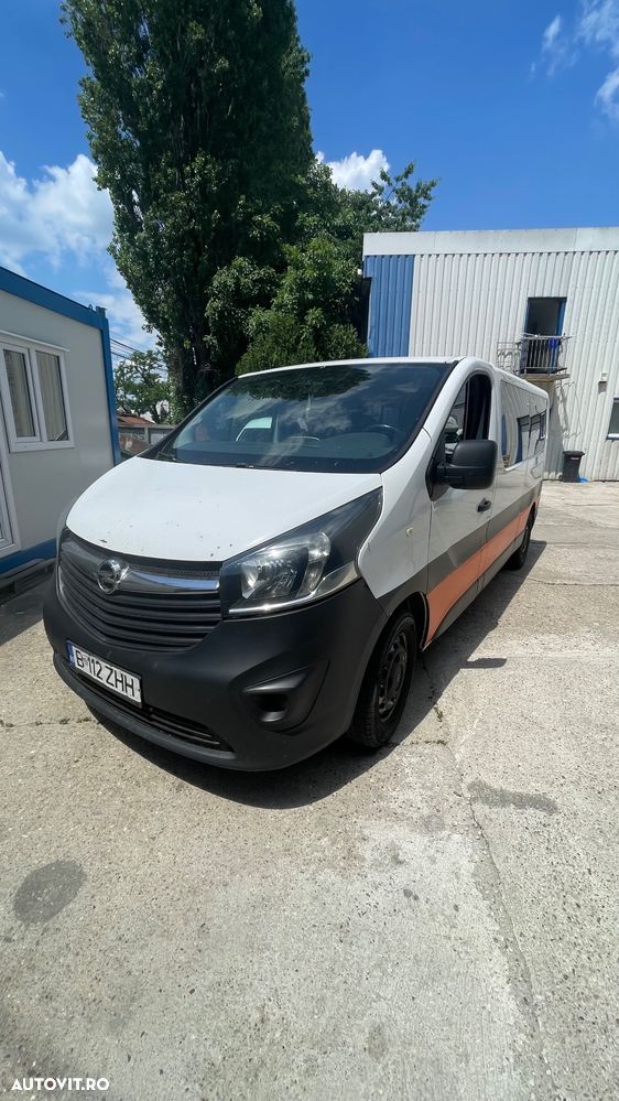 Opel Vivaro - 1