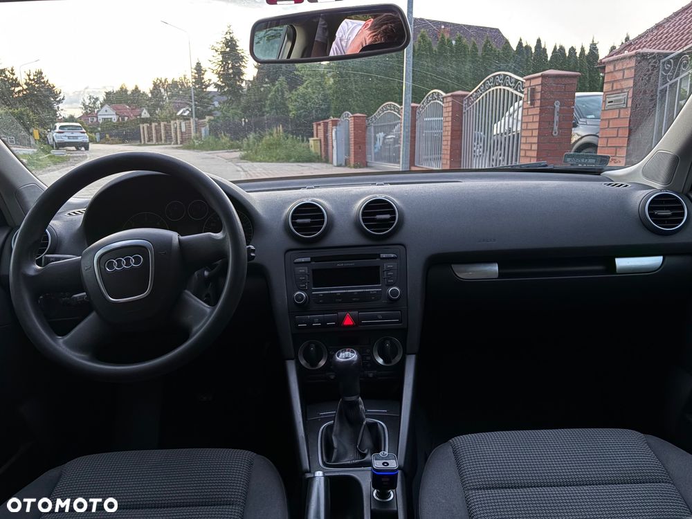 Audi A3 Sportback 2.0 TDI Attraction - 11