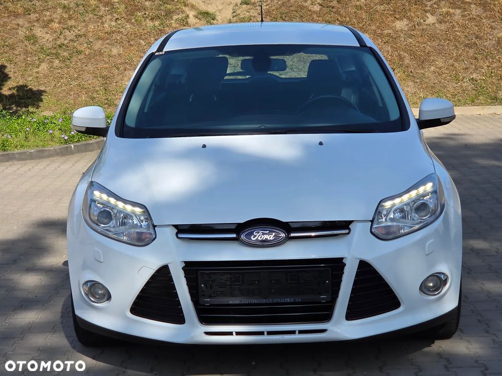 Ford Focus 1.6 TDCi DPF SYNC Edition - 8