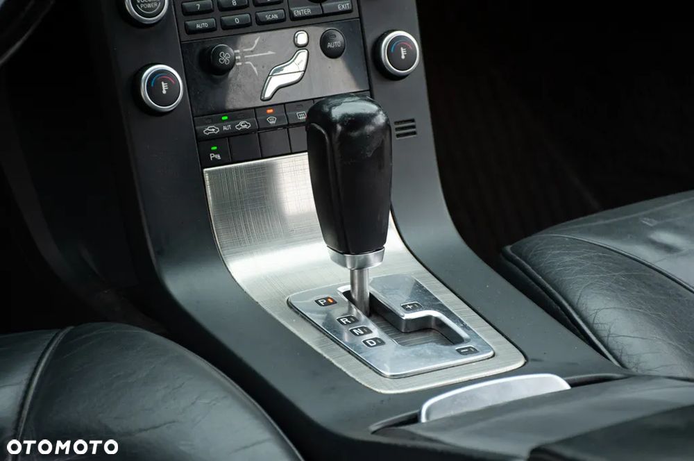 Volvo S80 2.4D Momentum - 31