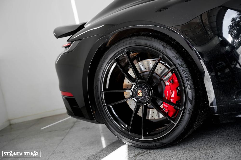 Porsche 911 (992) Carrera GTS PDK - 17