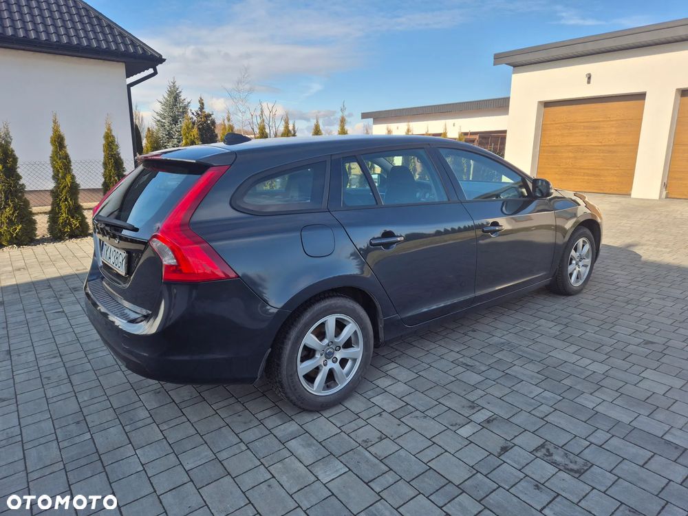 Volvo V60 D3 Momentum - 2