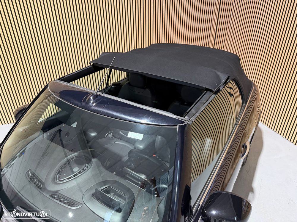 MINI Cabrio Cooper Premium Essential Auto - 35
