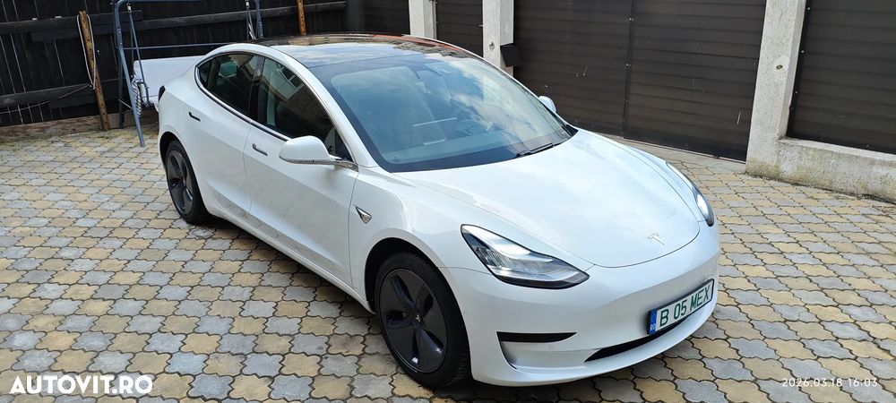 Tesla Model 3 Standard Reichweite Plus Hinterradantrieb - 1