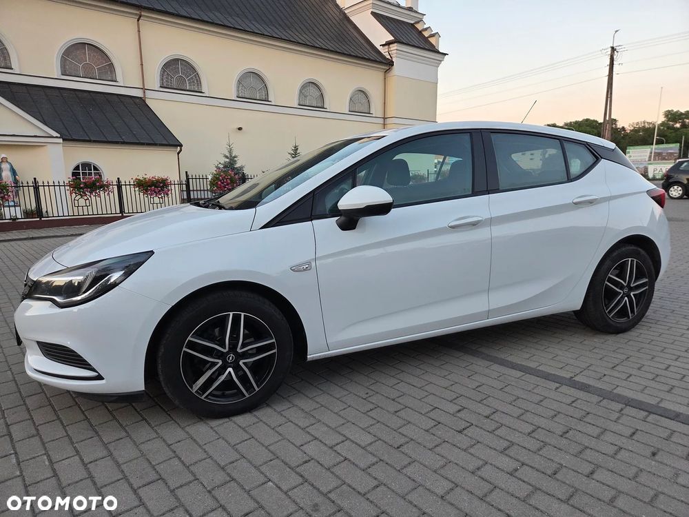 Opel Astra 1.6 CDTI Enjoy S&S - 1