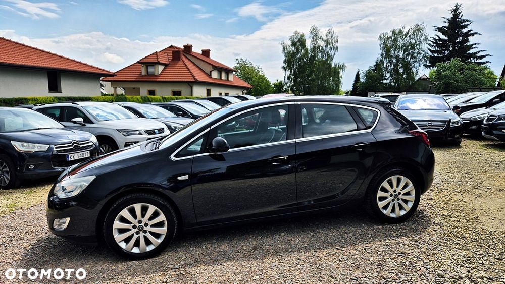 Opel Astra 1.4 T Cosmo - 22
