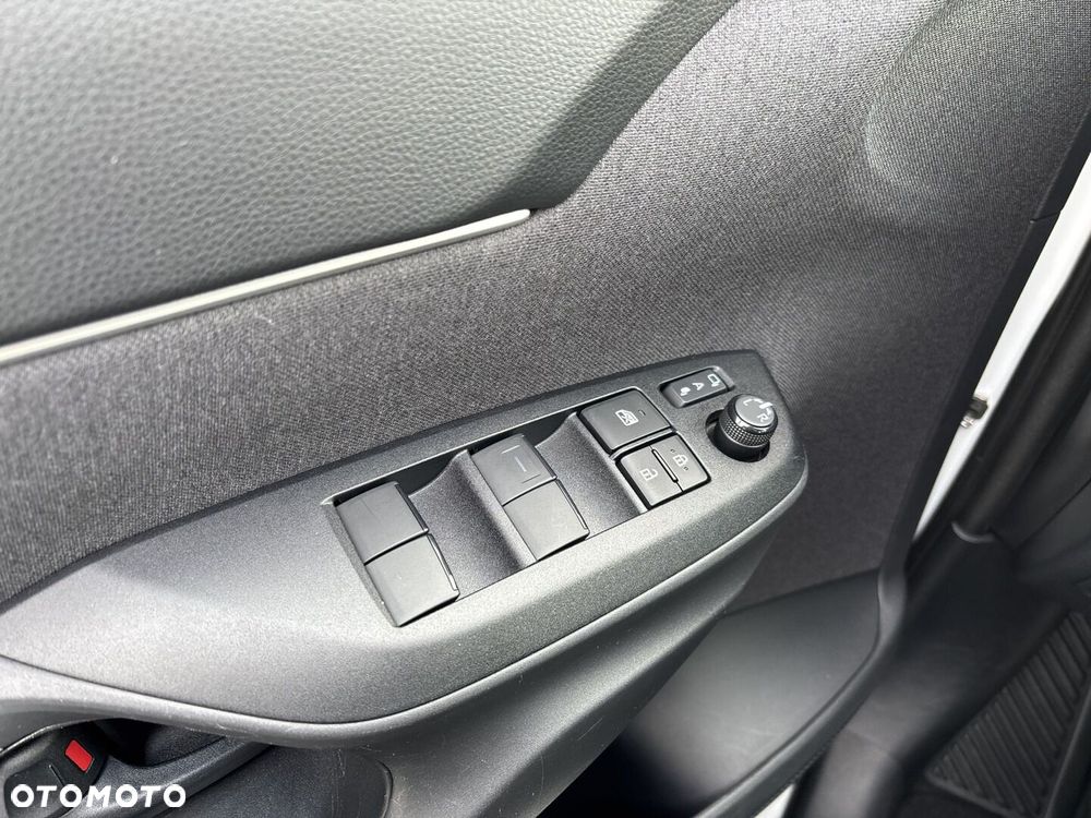 Toyota Yaris Cross Hybrid 1.5 Style AWD - 17