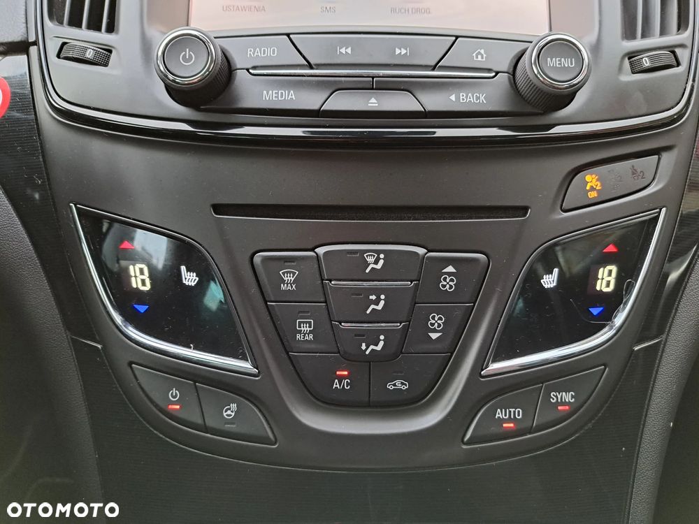 Opel Insignia - 24