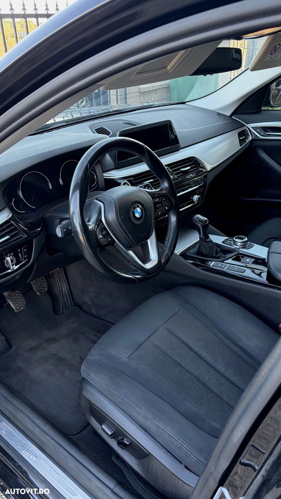 BMW Seria 5 520d - 5