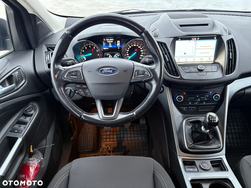 Ford Kuga - 11