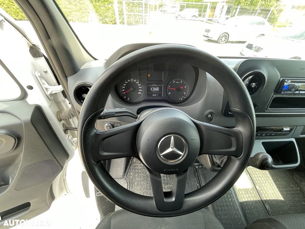 Mercedes-Benz SPRINTER - 17